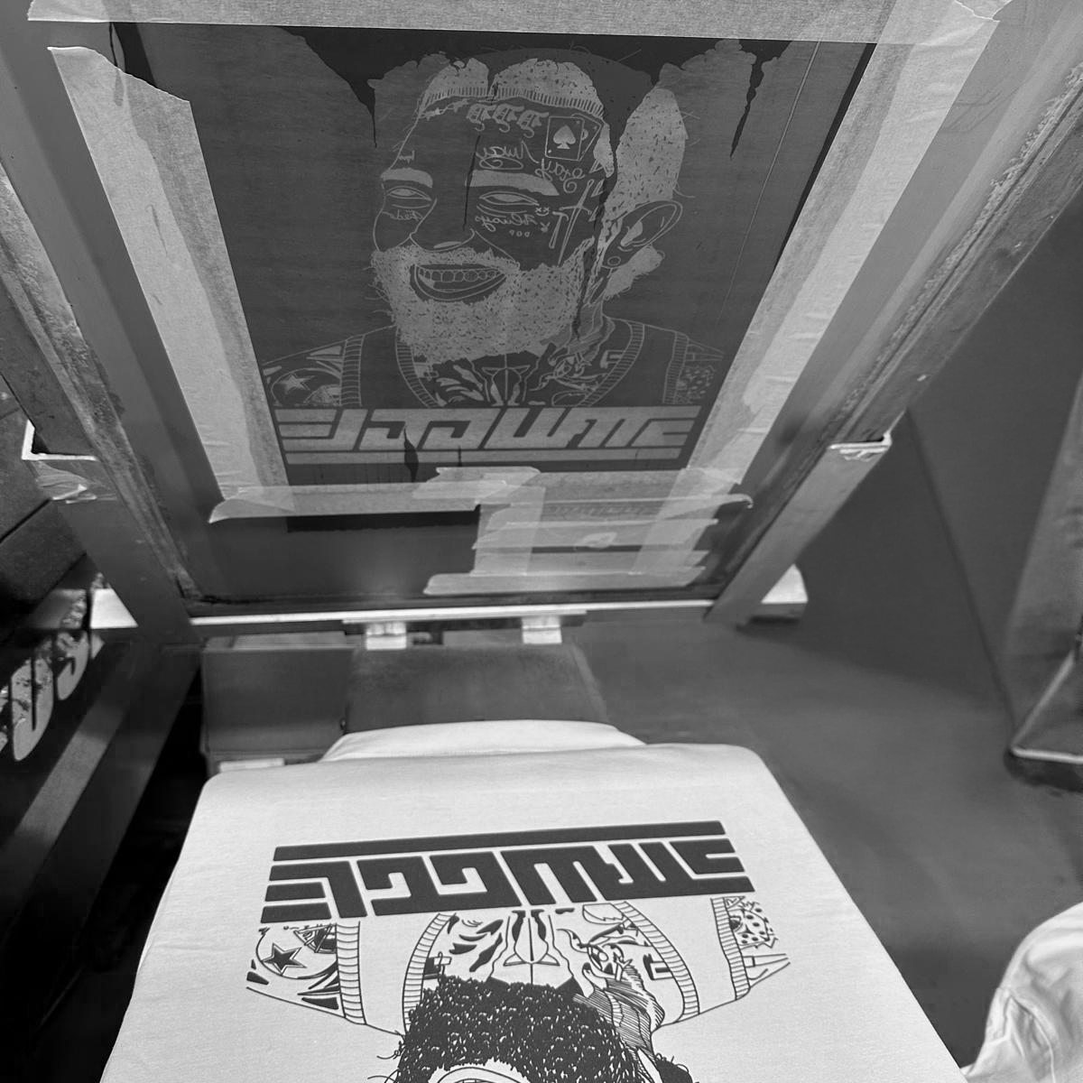 Serigrafia: Qualità e Precisione nella personalizzazione dei capi.